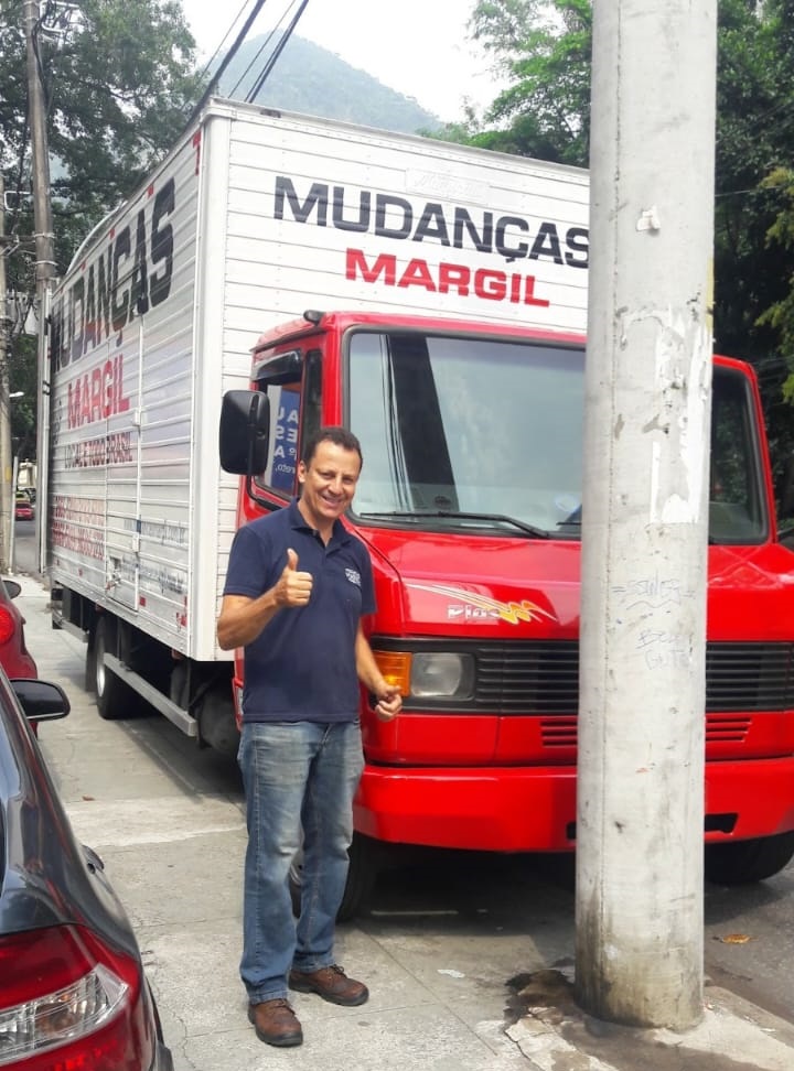 Caminhão de Mudanças